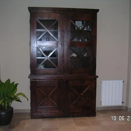 Room In Guest Room - Quiet Single Room In Valencia, With Large Terrace For Pets Penzion